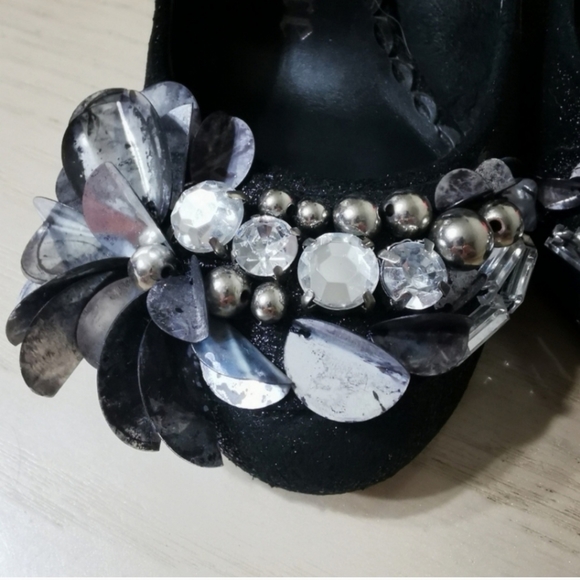 Juicy Couture Sparkly Heels - Picture 3 of 12